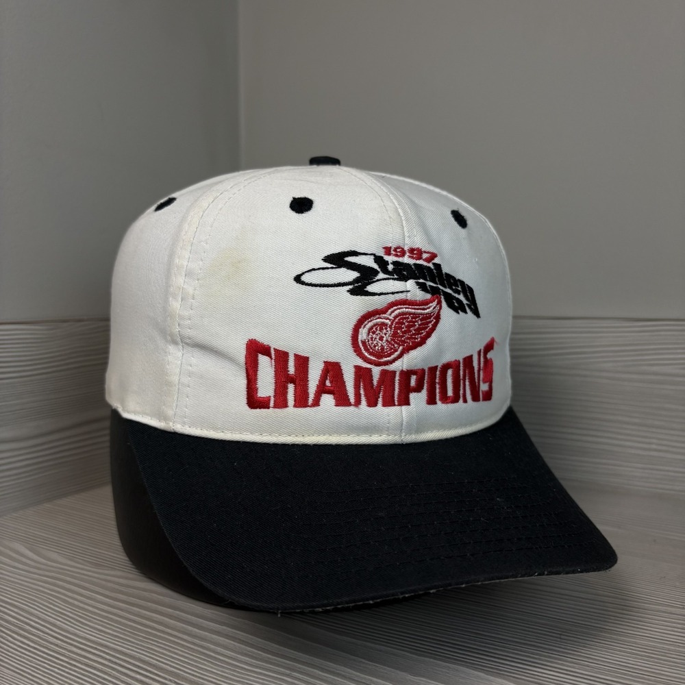 Vintage 90's Detroit Red Wings Stanley Cup Hat White Two-Tone Cap Snapback